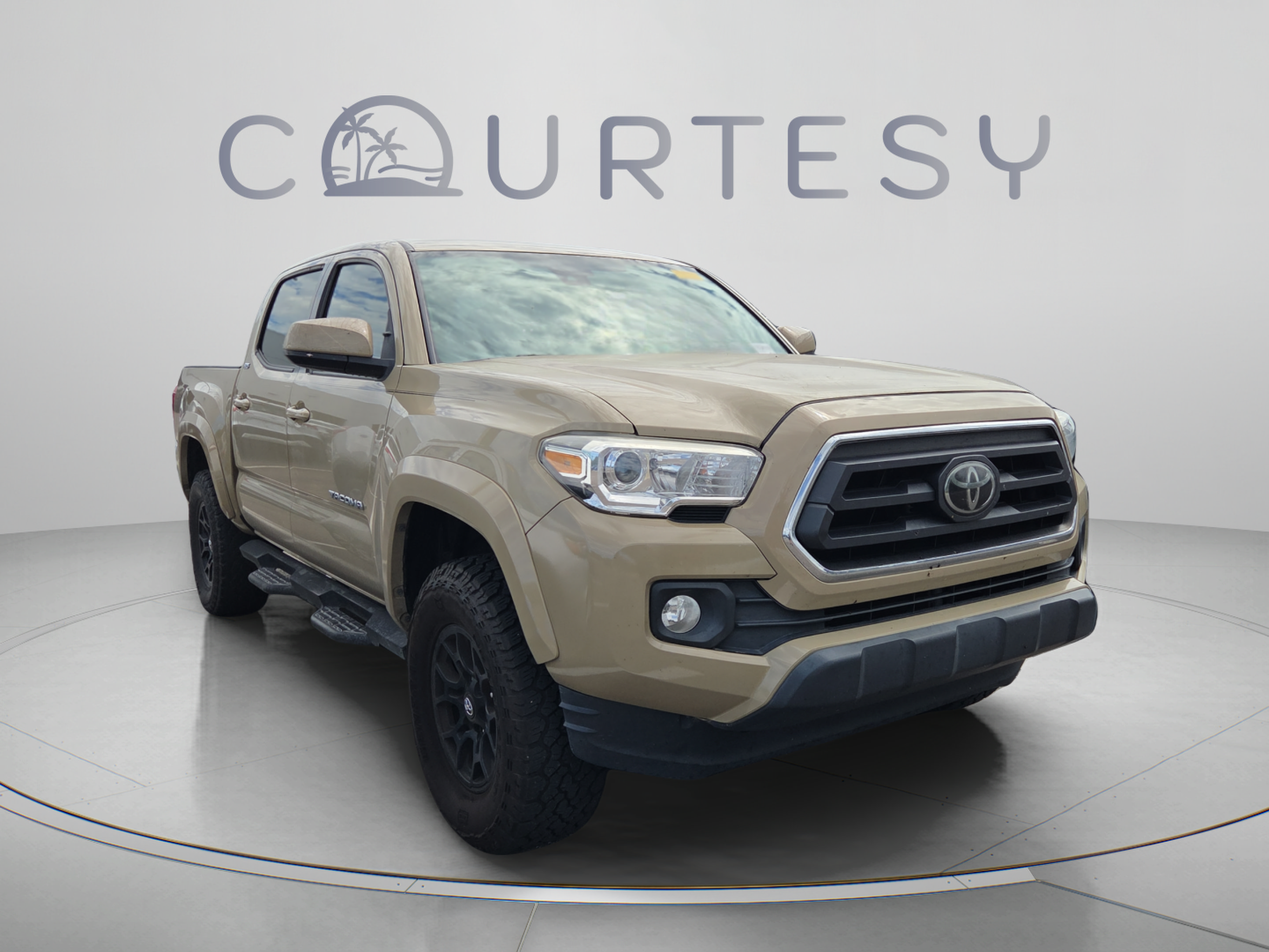 Used 2020 Toyota Tacoma SR5 RWD image 3
