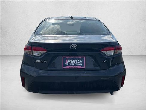 Used 2025 Toyota Corolla LE image 6