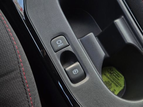Used 2025 Toyota Corolla SE FWD image 17