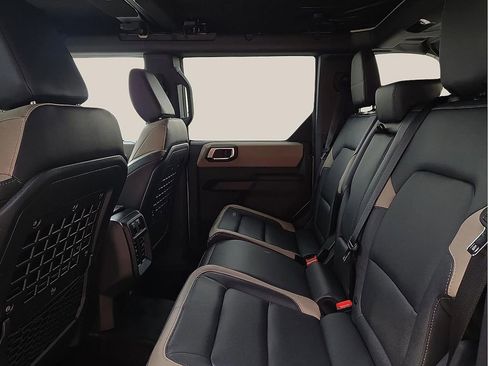 New 2025 Ford Bronco Big Bend w/ Black Diamond Package image 9