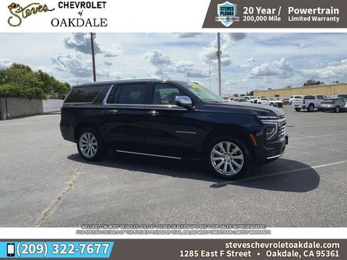 Used 2025 Chevrolet Suburban Premier AWD/4WD image 2