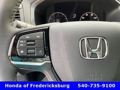 Used 2026 Honda Odyssey EX-L image 32