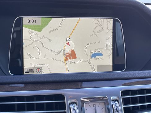 Used 2014 Mercedes-Benz E 350 Sedan image 34