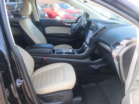 Certified 2024 Ford Edge SEL w/ Convenience Package AWD/4WD image 24