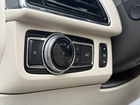 Used 2019 Lincoln Navigator Reserve image 30