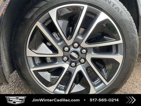Certified 2025 Cadillac Optiq Sport 2 w/ LPO, Floor Liner Package AWD/4WD image 3