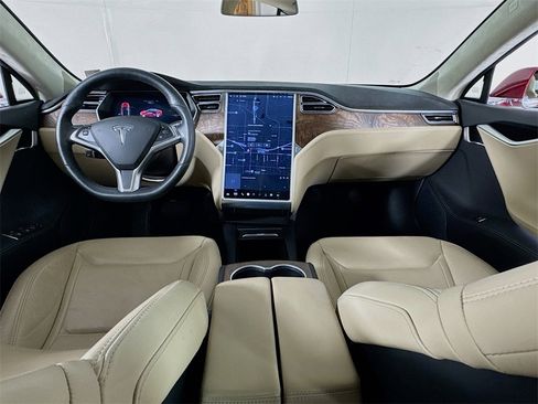 Used 2016 Tesla Model S 75D image 30