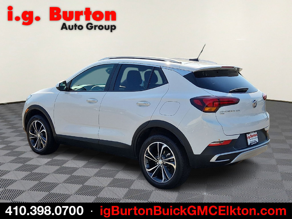 Used 2023 Buick Encore GX Select w/ Safety Package II AWD/4WD image 4