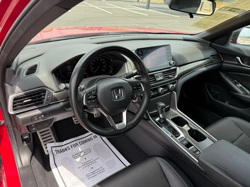 Used 2022 Honda Accord Sport image 9