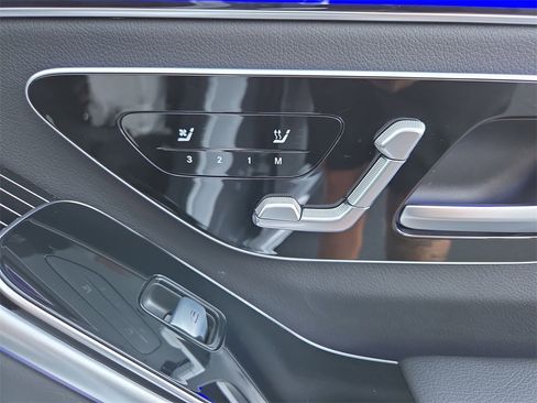 Certified 2023 Mercedes-Benz S 500 4MATIC image 18
