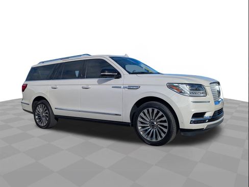 Used 2020 Lincoln Navigator L Reserve w/ Luxury Package image 4