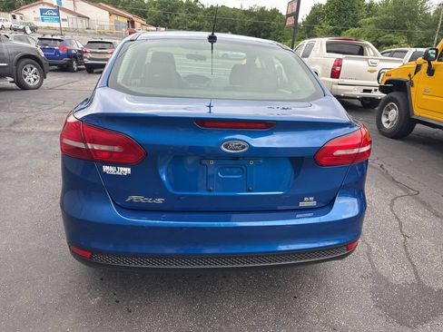 Used 2018 Ford Focus SE FWD image 7