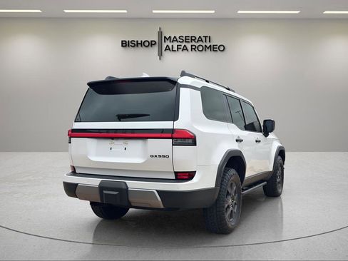 Used 2024 Lexus GX 550 image 5