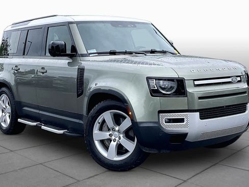 Used 2023 Land Rover Defender 110 SE AWD/4WD image 2