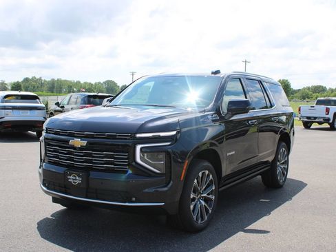 New 2026 Chevrolet Tahoe High Country AWD/4WD image 4