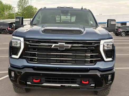 New 2026 Chevrolet Silverado 2500 LT w/ Trail Boss Package AWD/4WD image 8