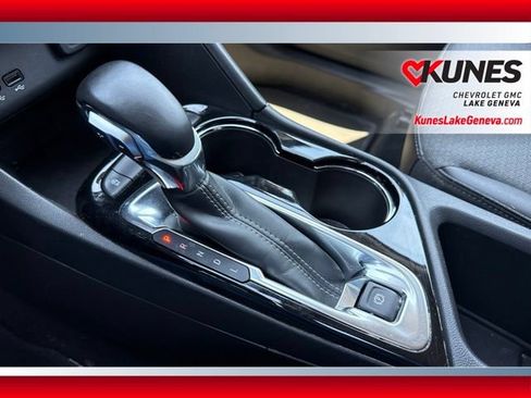 Used 2025 Buick Encore GX Preferred FWD image 19