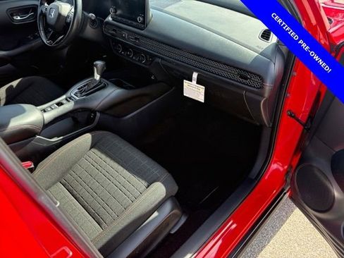 Certified 2025 Honda HR-V Sport image 27