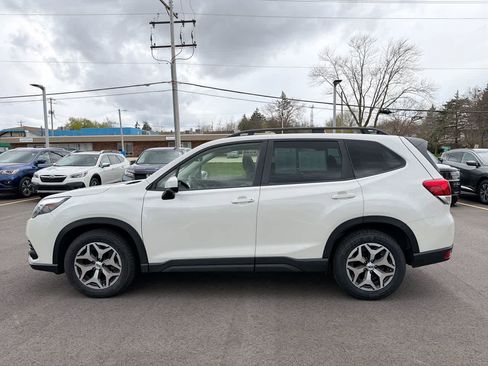 Certified 2024 Subaru Forester Premium AWD/4WD image 10