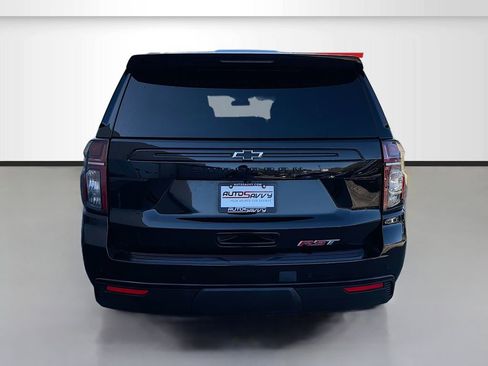 Used 2024 Chevrolet Suburban RST w/ Luxury Package AWD/4WD image 6