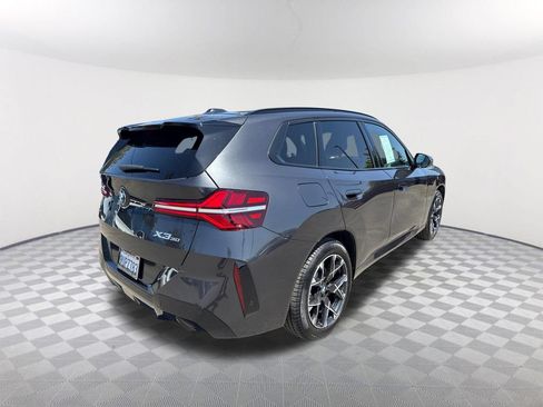 Used 2025 BMW X3 xDrive30i AWD/4WD image 4