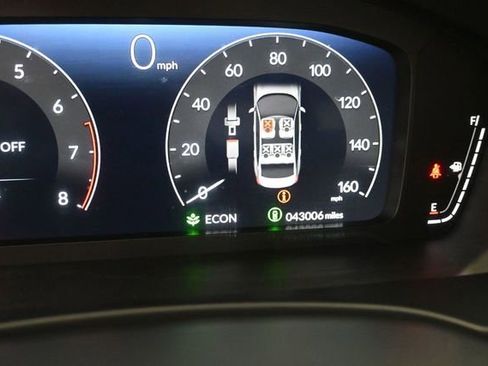 Used 2023 Honda Civic Touring image 19