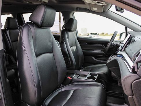 Certified 2023 Honda Odyssey Touring image 16