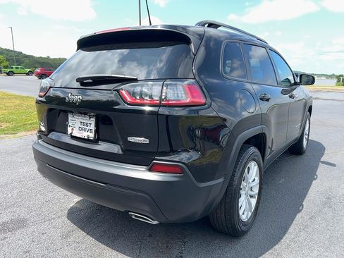 Used 2022 Jeep Cherokee Latitude Lux AWD/4WD image 5