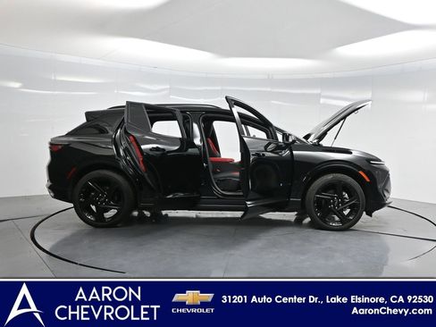 New 2025 Chevrolet Equinox EV RS image 3