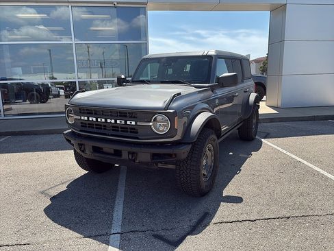 Used 2025 Ford Bronco Big Bend w/ Black Diamond Package AWD/4WD image 12