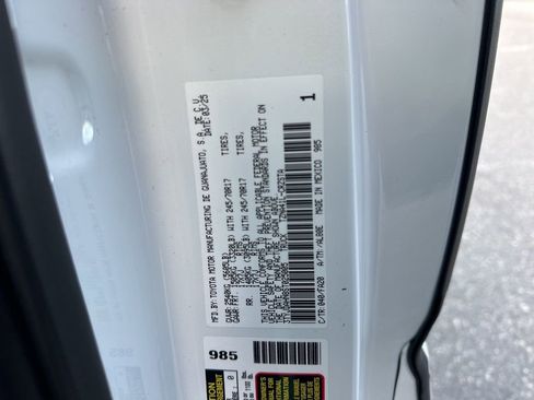 Used 2025 Toyota Tacoma SR image 30