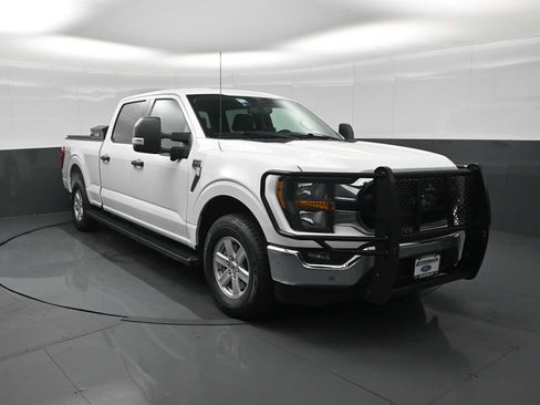 Used 2023 Ford F150 XLT w/ Equipment Group 301A Mid image 4