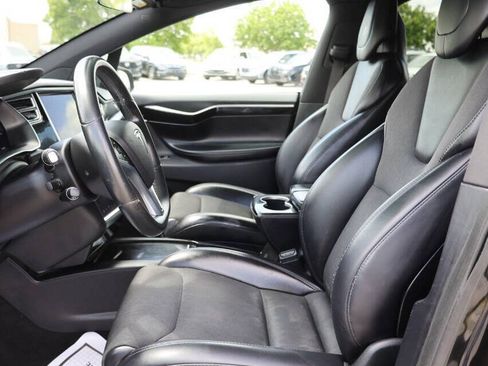 Used 2018 Tesla Model X 75D AWD/4WD image 13