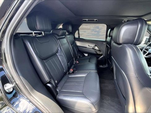Used 2025 Land Rover Range Rover Sport SE AWD/4WD image 25