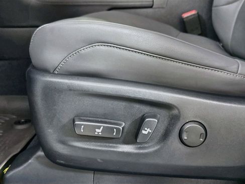 Used 2023 Lexus GX 460 Premium AWD/4WD image 30
