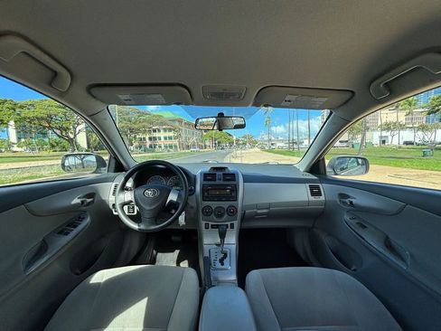 Used 2012 Toyota Corolla LE image 10