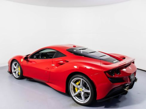 Certified 2022 Ferrari F8 Tributo image 8