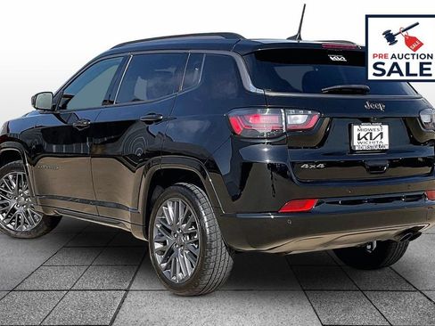 Used 2022 Jeep Compass High Altitude AWD/4WD image 12