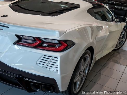 Used 2024 Chevrolet Corvette Stingray Preferred Cpe w/ 2LT image 10