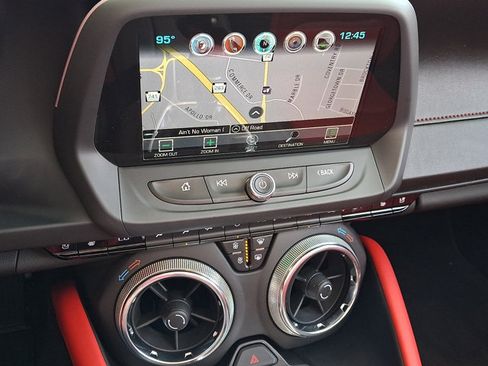 Used 2018 Chevrolet Camaro SS RWD image 14