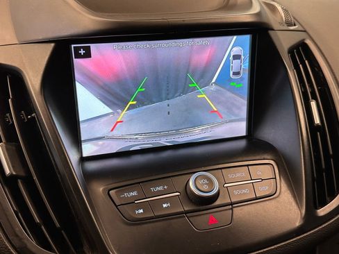 Used 2018 Ford Escape SEL image 13