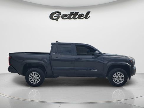 Certified 2025 Toyota Tacoma SR5 w/ SR5 Upgrade Package RWD image 4