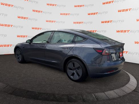 Used 2022 Tesla Model 3 Long Range AWD/4WD image 3