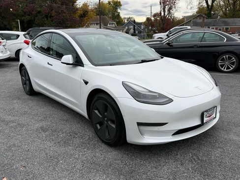 Used 2021 Tesla Model 3 Standard Range Plus RWD image 21