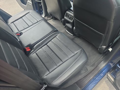 Used 2024 Honda CR-V EX-L image 11