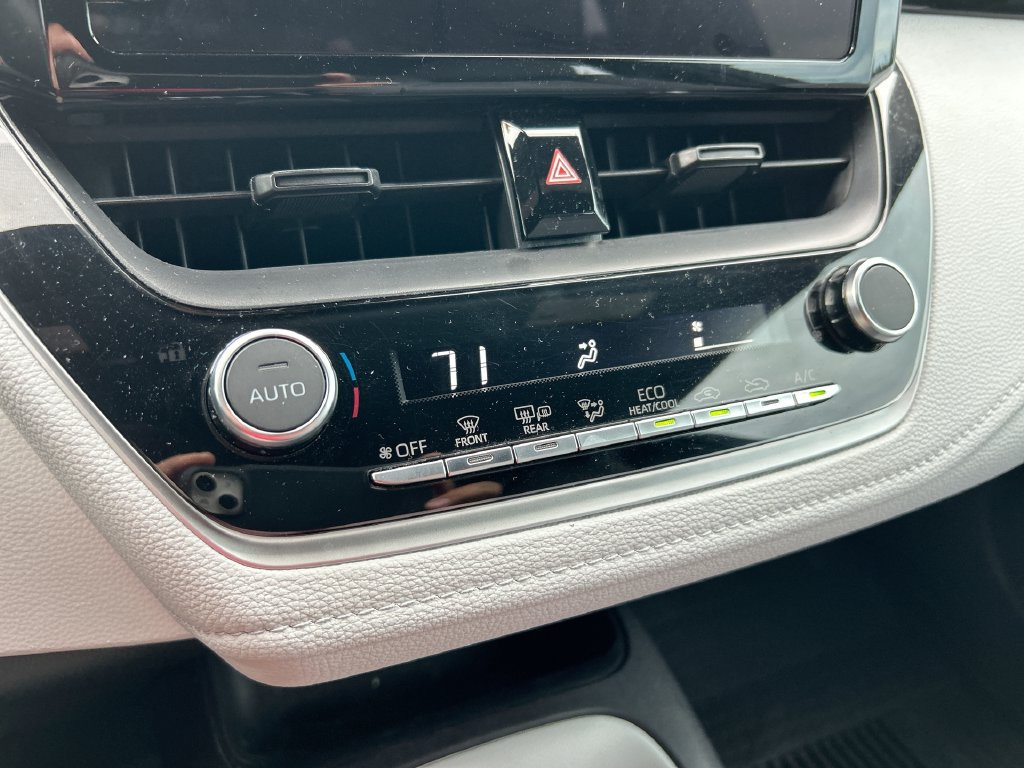 Used 2025 Toyota Corolla SE FWD image 23