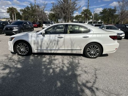 Used 2016 Lexus LS 460 w/ Comfort Package image 3