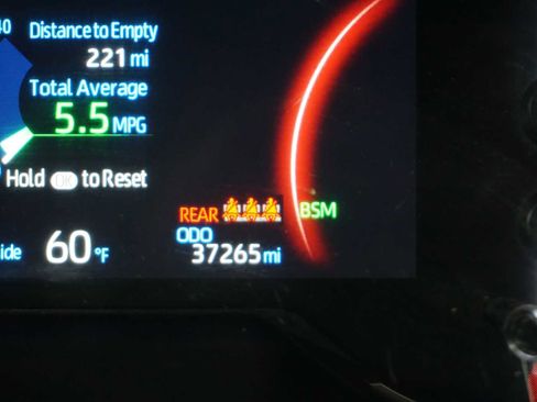 Used 2024 Toyota RAV4 XLE image 28