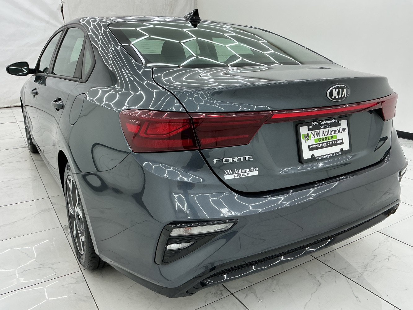 Used 2020 Kia Forte LXS FWD image 9