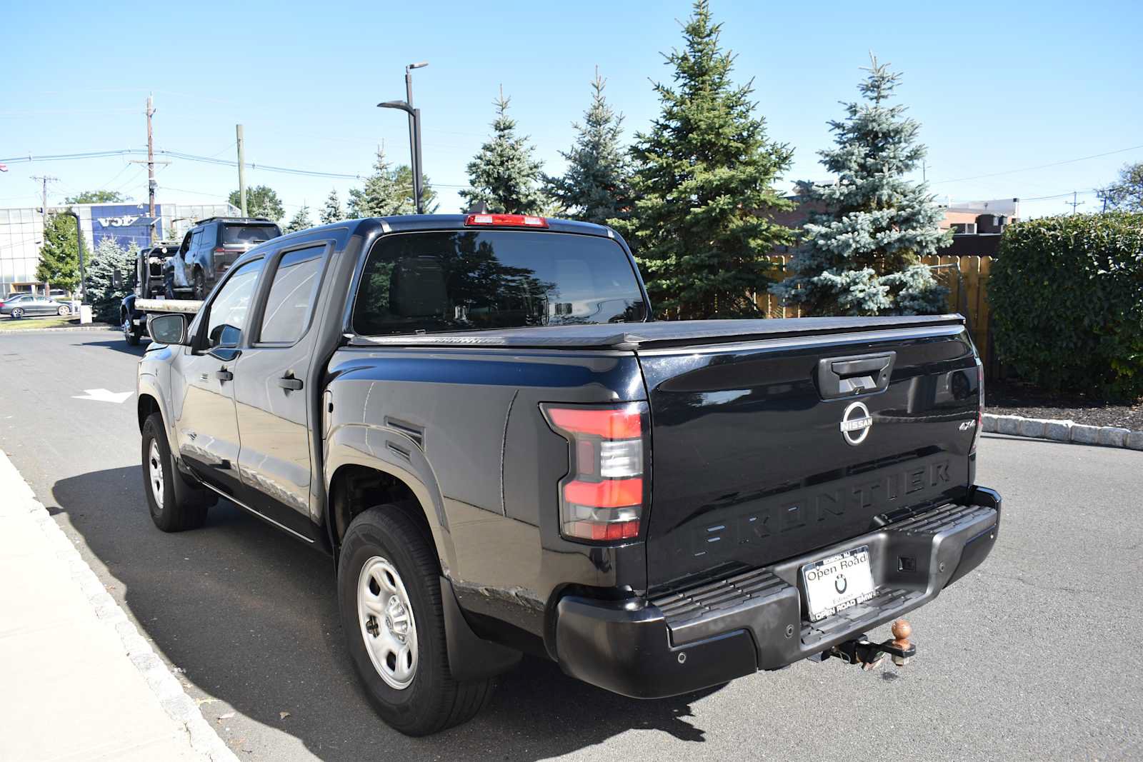 Used 2022 Nissan Frontier S w/ Technology Package AWD/4WD image 7